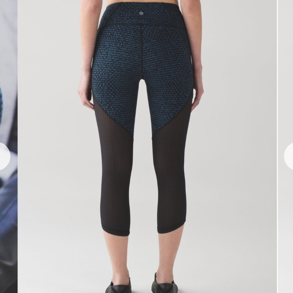 Lululemon Deep Breath Crop *21"
